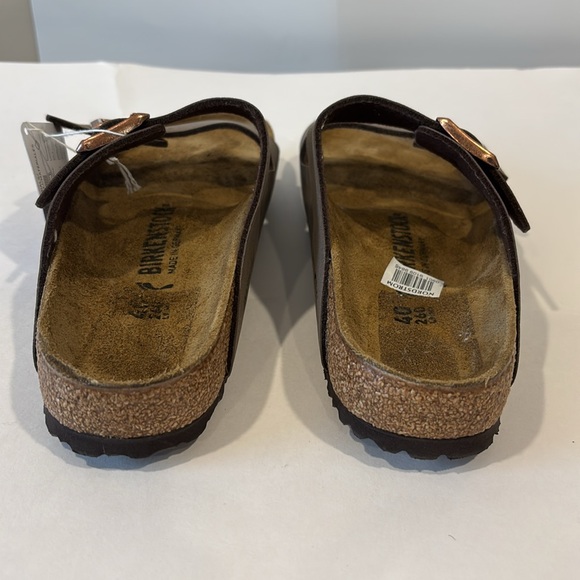 Birkenstock Sandals size 40 color is Mocha - Picture 3 of 6